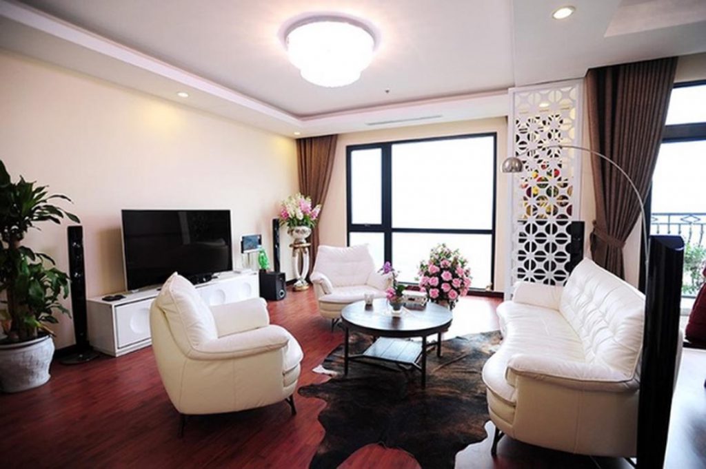Căn biệt thự Huyền My đang ở
